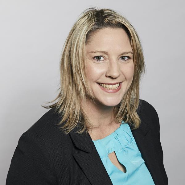 Headshot of Sarah Vizer